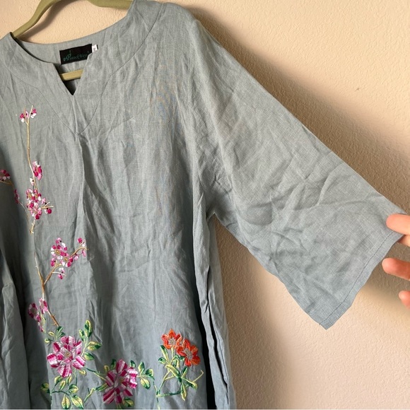 Brand new Light Blue Floral Embroidered Linen Tunic Dress, size M - Picture 15 of 16